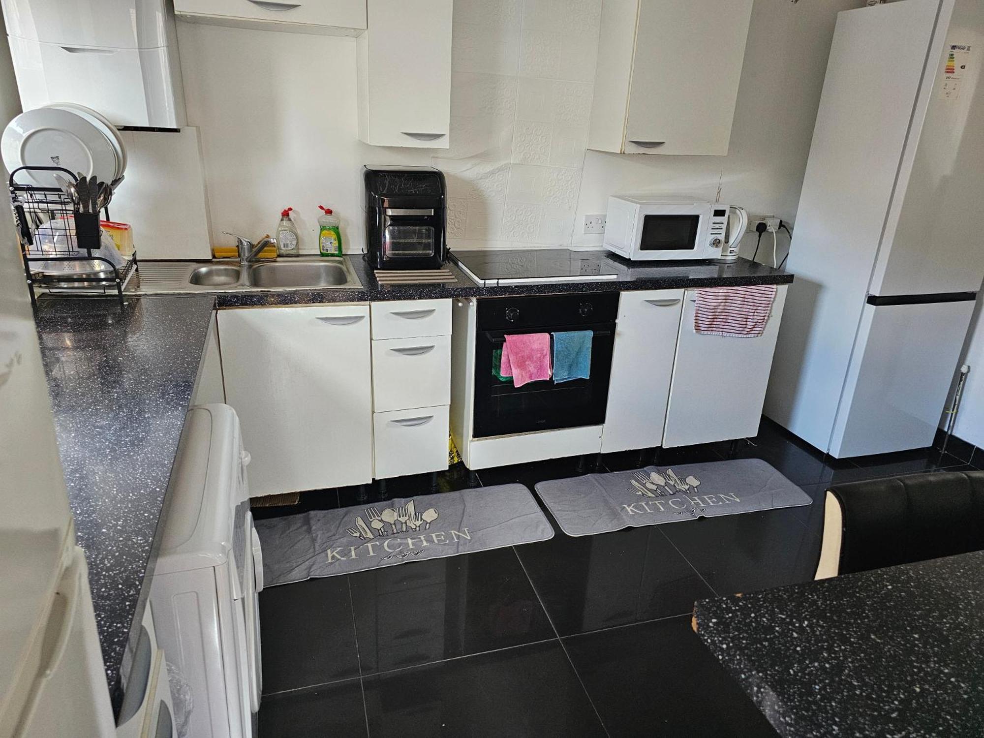 Available Rooms At Buckingham Road Doncaster Zewnętrze zdjęcie